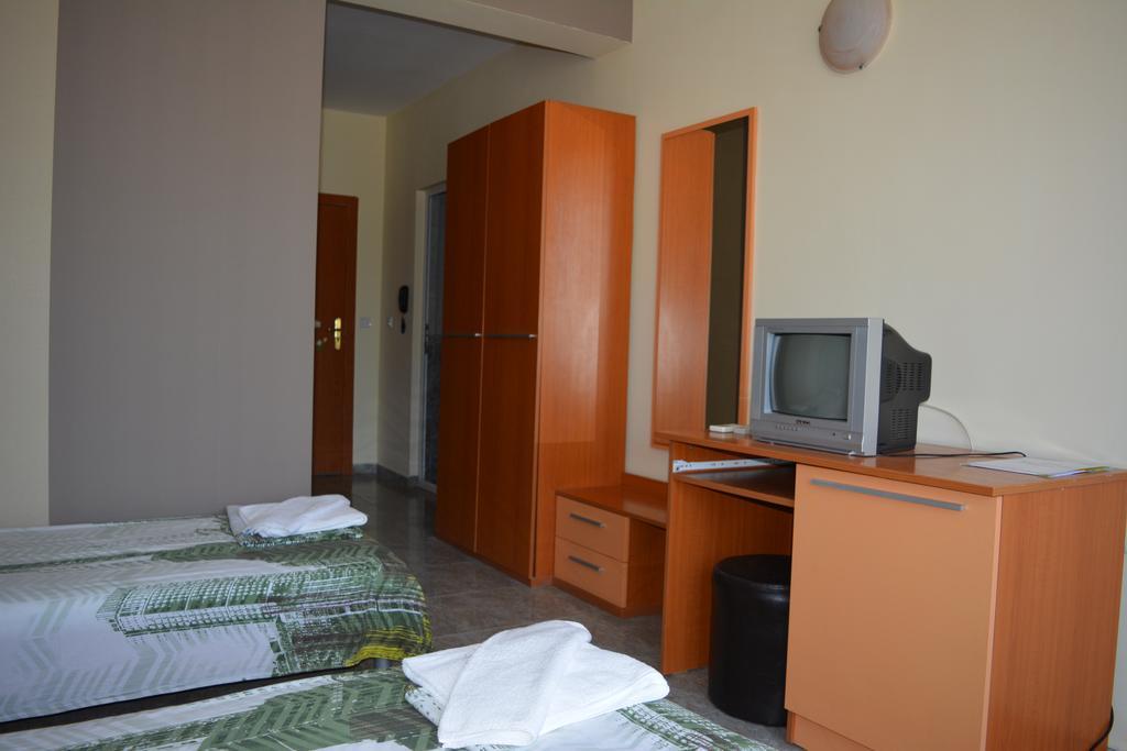 Hotel Prestige House Pantai Sunny Luaran gambar